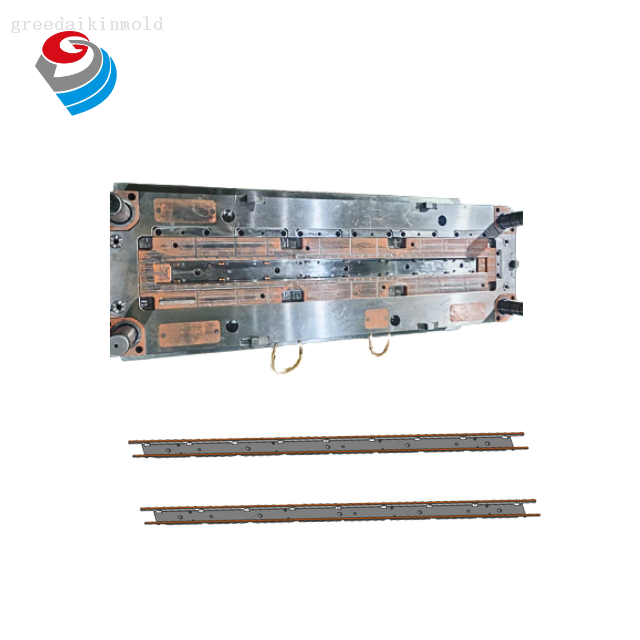 Stampo ad iniezione per frigorifero