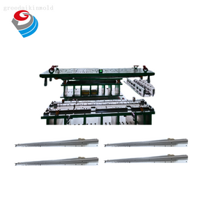 Strumento di stampaggio della staffa dell'aria condizionata