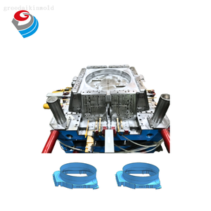 Stampo per iniezione a campana 